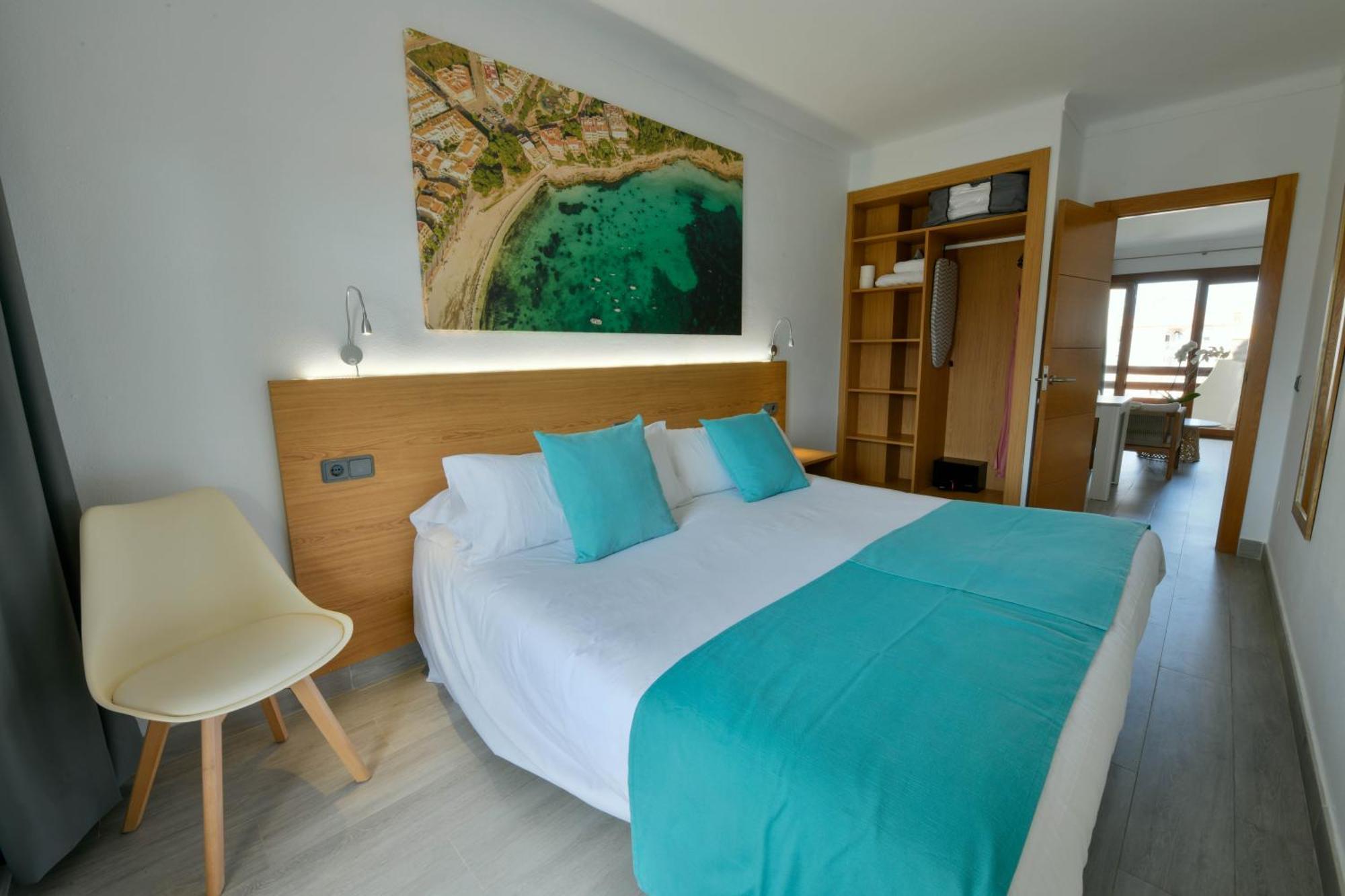 Apartamentos Estanques Colonia de Sant Jordi Esterno foto