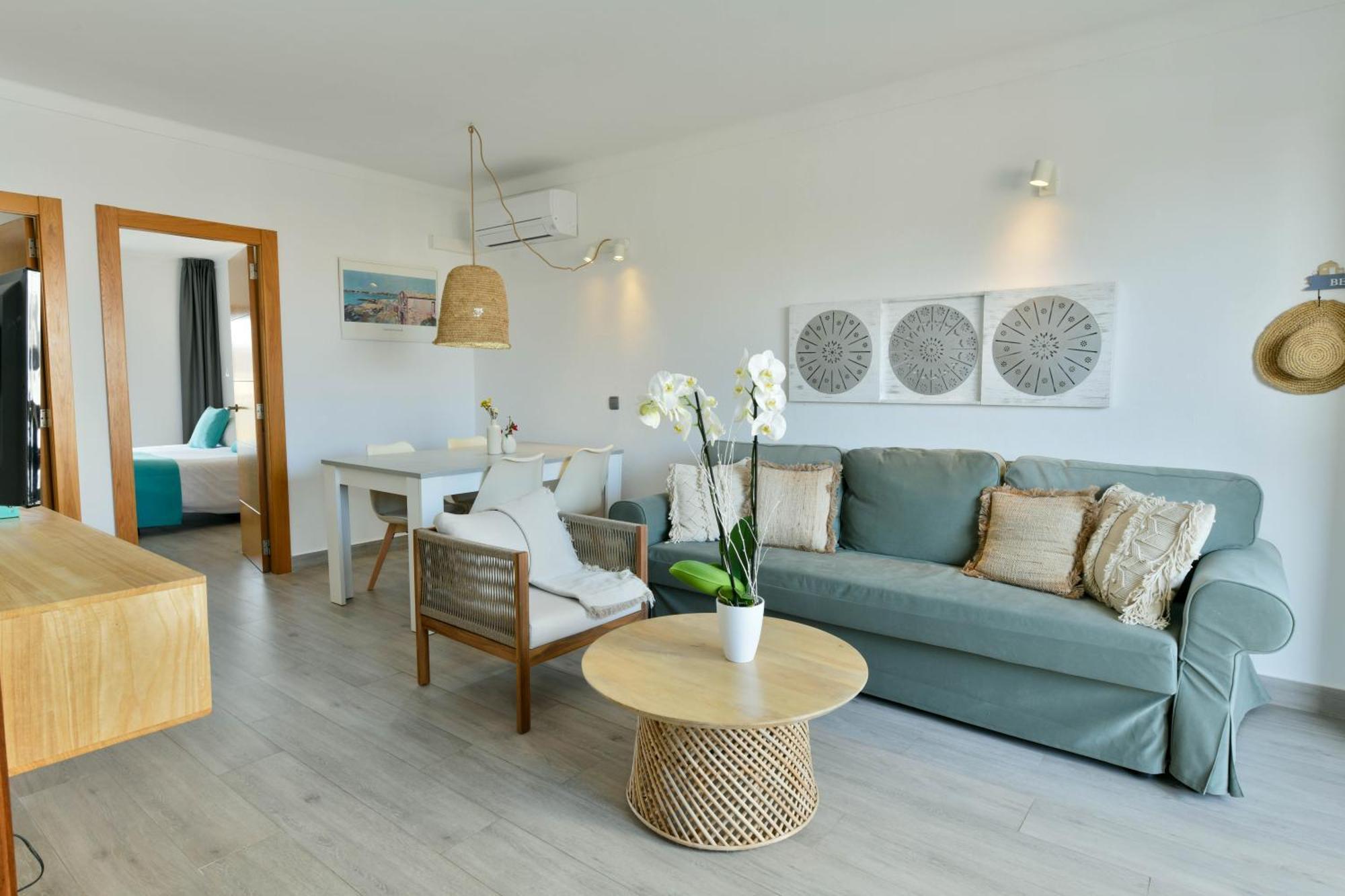 Apartamentos Estanques Colonia de Sant Jordi Esterno foto
